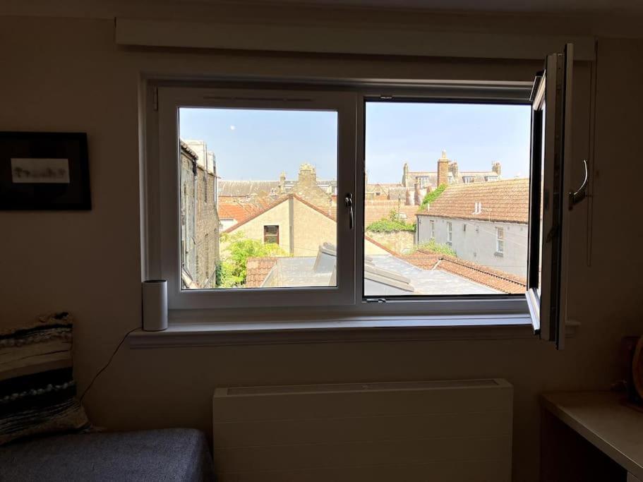 Bright Central Large Cosy Flat St Andrews Exterior photo